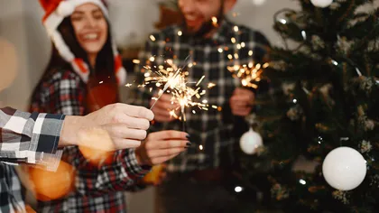 De ce se mătură pragul casei în Ajunul Crăciunului și ce se întâmplă dacă nu respecți obiceiul. Tradiții și superstiții din bătrâni