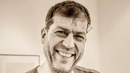 Artan s-a stins din viață. Solistul trupei Partizan și fondatorul Timpuri Noi a suferit un accident vascular