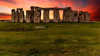 Complex arheologic uriaș descoperit lângă Stonehenge: structuri neolitice „fără precedent”