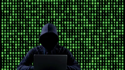 Fraudele digitale alimentate de inteligența artificială cresc accelerat în România, potrivit unui raport