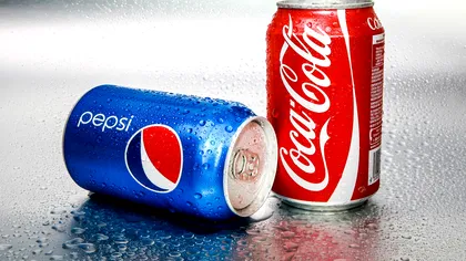 De ce dozele de Coca-Cola sunt roșii, iar cele de Pepsi albastre. Răspunsul, unul banal