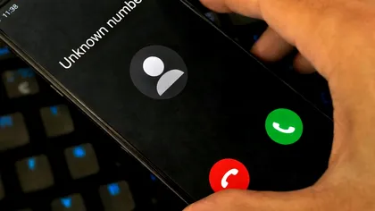 Când respingi un apel necunoscut pe telefon, faci de fapt un favor escrocilor din spatele numărului anonim, spun experții în AI