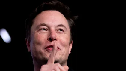 Elon Musk discuta să viziteze insula lui Jeffrey Epstein și se interesa de „cea mai nebună petrecere”, dezvăluie noile dosare Epstein desecretizate