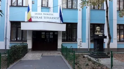 Miros de gaze lângă un liceu din Slatina. Peste 200 de elevi și angajați, evacuați preventiv