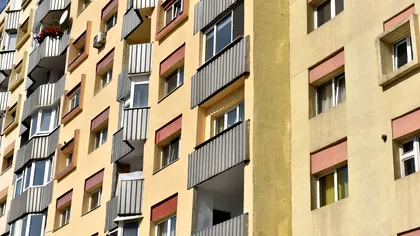 Reparații la bloc: Situațiile în care asociația trebuie să plătească sau să ramburseze banii locatarilor