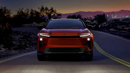 Cel mai accesibil SUV eletric de la Toyota va face valuri în 2026. Se lansează în curând cu autonomie de 500 km