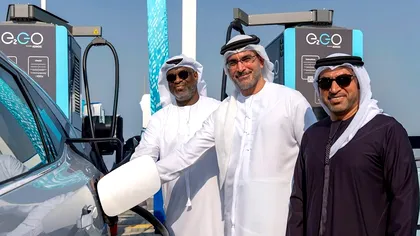 Mașinile electrice, populare până și în Emiratele Arabe Unite - investiția fabuloasă în încărcare pe care nu te-ai fi așteptat s-o vezi în țara petrolului