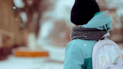 Un băiat de 11 ani a fost lăsat pe jos, în mijlocul zăpezii, de șoferul autobuzului, pentru că avea un bilet nevalid, în Italia