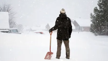 Cod galben de ceață, ninsori și polei. Vreme capricioasă în toată țara, inclusiv în București