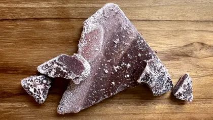 De ce se albește ciocolata: Se mai mănâncă și cum o folosești fără să irosești