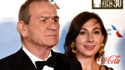 Tragedie în noaptea de Anul Nou. Fiica actorului Tommy Lee Jones, găsită moartă într-un hotel de lux