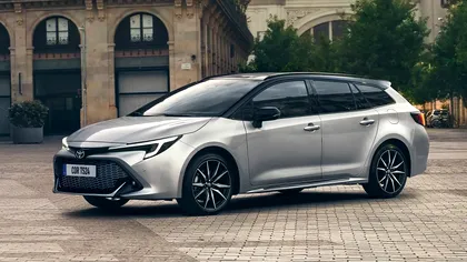Noua Toyota Corolla vrea să scape definitiv de eticheta de „sedan plictisitor”