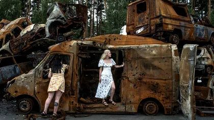 Războiul din Ucraina devine atracţie turistică. Agenţiile de turism vând bilete celor care vor să viziteze zonele bombardate