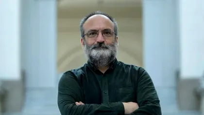 Doliu în presa românească. A murit Victor Kapra, unul dintre pionierii jurnalismului IT