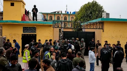 Explozie într-o moschee din capitala Pakistanului. Cel puțin 31 de morți și 170 de răniți. Cine ar fi în spatele atacului