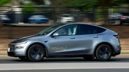 Taxiurile autonome de la Tesla, de trei ori mai periculoase decât șoferii obișnuiți. Accidentele Robotaxi, confirmate oficial