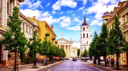 16 februarie în istorie: ziua în care s-au întâlnit independența, știința și schimbările de sistem