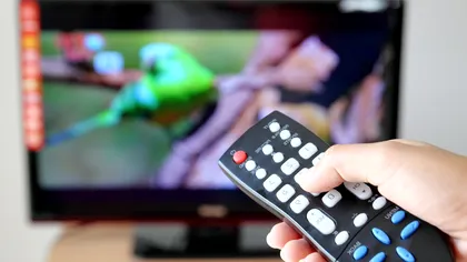 Cât curent consumă un televizor: de asta specialiștii recomandă să fie scos din priză când nu este folosit