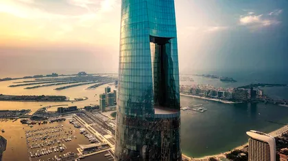 Cel mai înalt hotel din lume, o adevărată experienţă. Dormi printre nori, preţurile pleacă de la 184 de euro pe noapte