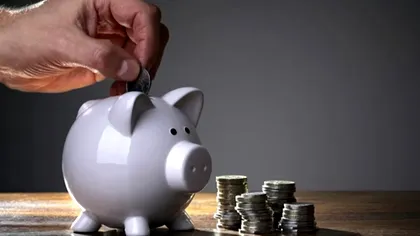 Contribuţia la Pilonul II de pensii ar putea creşte. Senatul a adoptat tacit o modificare a legii