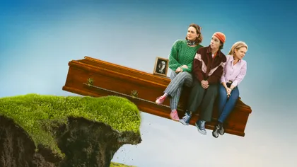 How to Get to Heaven from Belfast, miniseria irlandeză de pe Netflix care îți aduce comedia absurdă în situații deloc comice REVIEW
