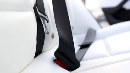 Cine plăteşte amenda dacă un pasager nu poartă centura de siguranță: explicaţia clară oferită de Poliţia Rutieră