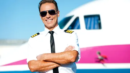 De ce piloţii de avion nu trebuie să aibă barbă: totul ţine de siguranţă, spun specialiştii