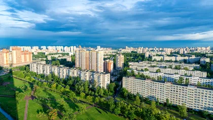 Motivul pentru care românii nu mai cumpără locuinţe ca în alţi ani. Din ce în ce mai mulţi preferă să stea în chirie