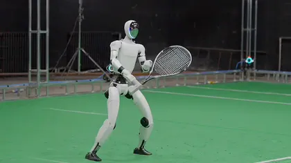 VIDEO: Poate mai bun decât Simona Halep, un robot umanoid joacă tenis cu oameni și reacționează în milisecunde