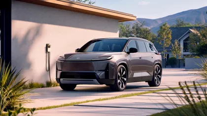 Toyota te ajută să-ți încarci mașina electrică acasă și face o treabă grozavă. Cum este mai ușor decât înainte