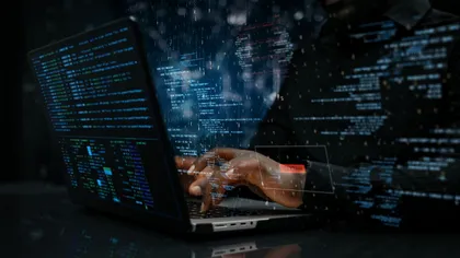 Războiul din Iran mută haosul și online: atacurile cibernetice au explodat, iar băncile au devenit ținta principală