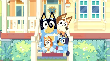 Blue și Bingo cuceresc din nou Disney+: spectacolul de teatru a ajuns pe streaming, iar noi mini episoade sunt pe drum