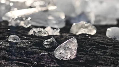 Premieră științifică: cercetătorii chinezi obțin în laborator un diamant mai dur decât cel natural