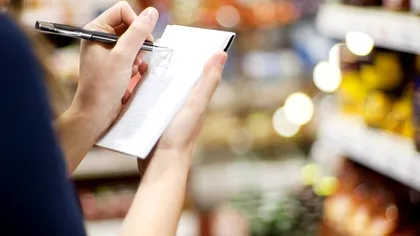 Încă îți scrii lista de cumpărături de mână? Ce spune asta despre tine, este un indiciu clar pentru psihologi