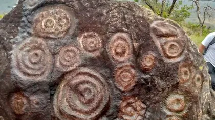 Țara în care s-a făcut una dintre cele mai importante descoperiri arheologice: o piatră, mii de ani de istorie