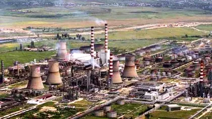 De ce a fost închisă rafinăria Lukoil-Petrotel Ploiești. Guvernul vrea să o redeschidă din cauza crizei carburanţilor