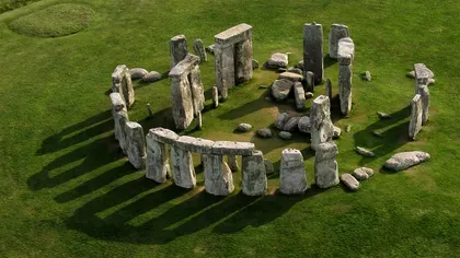 Stonehenge, rescris din temelii? Studiul care mută originea Pietrei Altarului la 750 km distanță