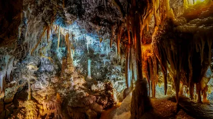 Peștera apărută cu peste 100 de milioane de ani înaintea dinozaurilor: Jenolan Caves, cel mai vechi sistem de grote deschise cunoscut