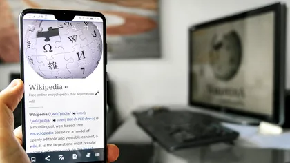 Wikipedia interzice textele generate de AI în articole: ce mai au voie editorii să facă