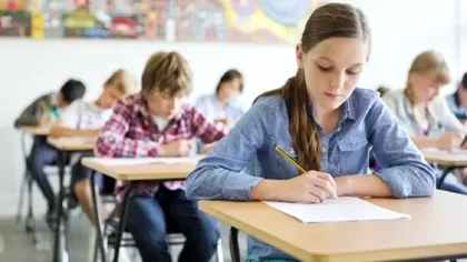 Elevii revin la școală miercuri, 15 aprilie. Câte zile libere mai au până la vacanța de vară