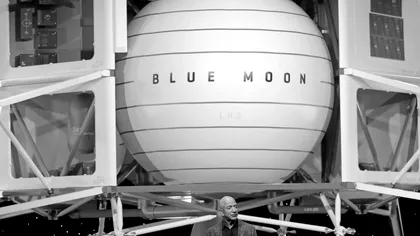 Blue Origin a produs oxigen din praful de pe Lună. Jeff Bezos vrea să dea „prima suflare de viață” unei baze lunare
