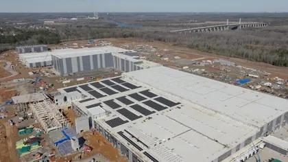 LEGO face în America ce puține fabrici din România își permit: un parc solar uriaș pentru uzina care vrea energie 100% verde