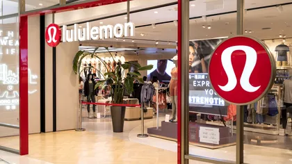 Lululemon ajunge în România. Unde se deschide primul magazin şi ce preţuri au obiectele de îmbrăcăminte şi încălţăminte