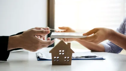 Poate mama să vândă casa moștenită fără acordul copilului? Explicația unui avocat