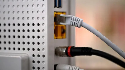 Cum alegi un router bun în 2026: așa scapi de Wi-Fi slab și bani aruncați pe fereastră VIDEO