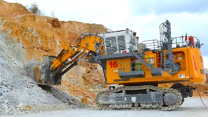 Gigantul electric de lângă România: excavatorul de 300 de tone care schimbă mineritul în Bulgaria