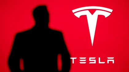 Cum te-a mințit Tesla legat de robotaxiuri: pot fi controlate de la distanță de oameni. Ce înseamnă asta pentru viitorul mașinilor autonome