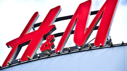 H&M închide peste 150 de magazine în 2026. Ce se întâmplă cu angajații companiei