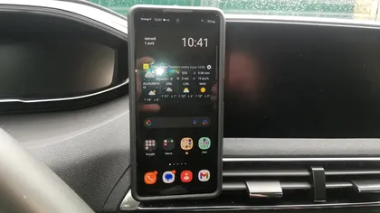 Suportul auto pentru telefon care nu te lasă la greu: cum alegi unul sigur, stabil și compatibil cu husa ta