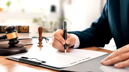 Ce se întâmplă cu casa părinților dacă frații nu se înțeleg la succesiune. Cine decide împărțirea bunurilor